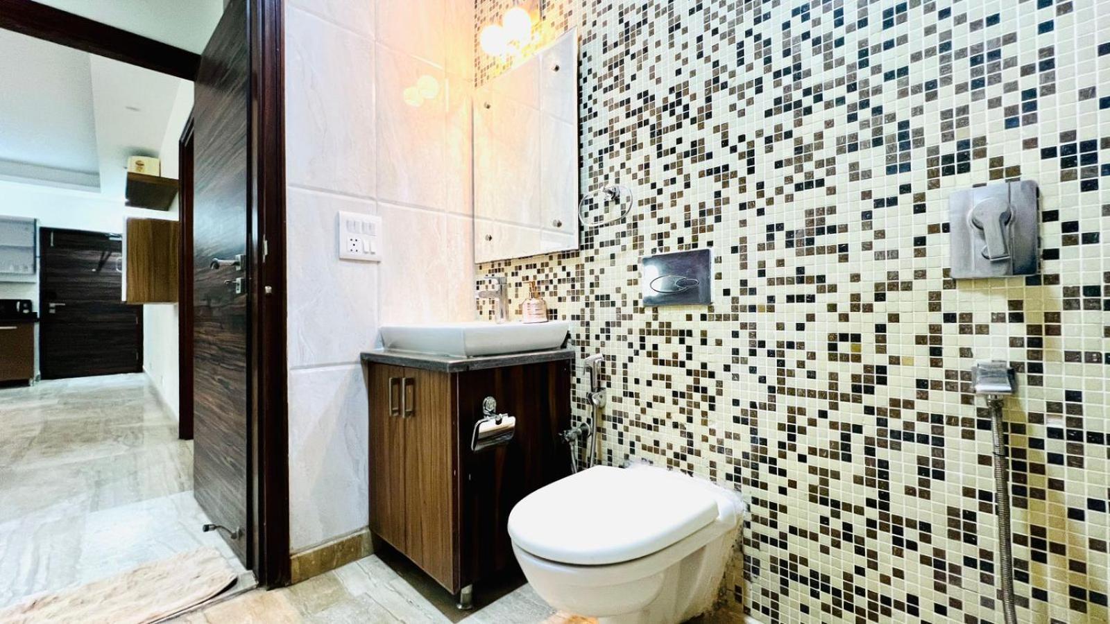 Olive Serviced Apartments - New Friends Colony New Delhi Extérieur photo