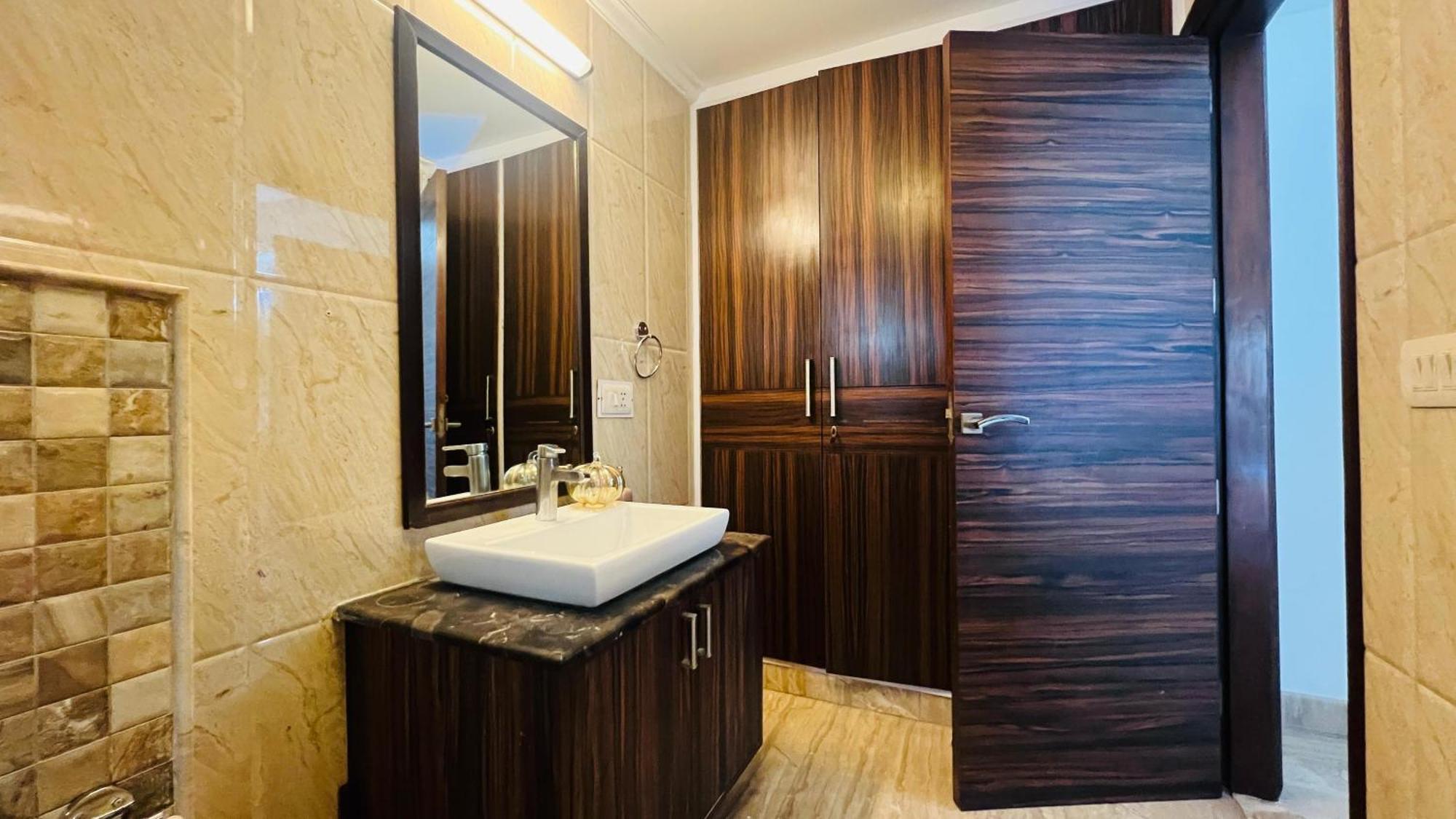 Olive Serviced Apartments - New Friends Colony New Delhi Extérieur photo